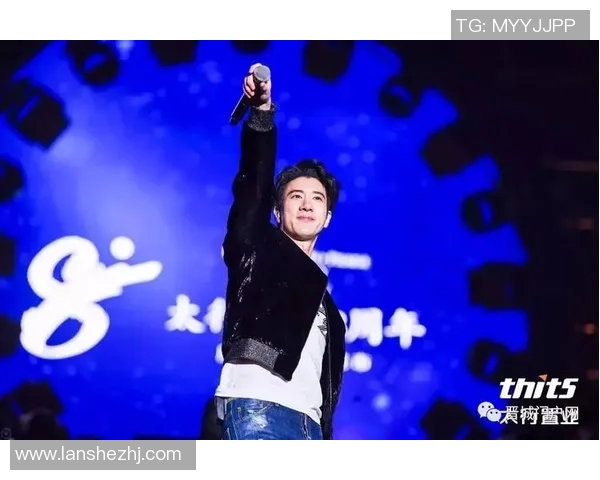 王岚的音乐旅程：从青涩歌手到华语乐坛的璀璨明星