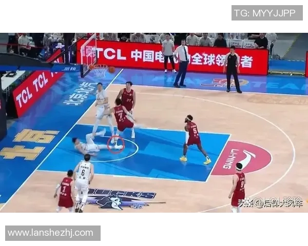 雷霆与火箭激战正酣全场直播360度视角尽享篮球盛宴